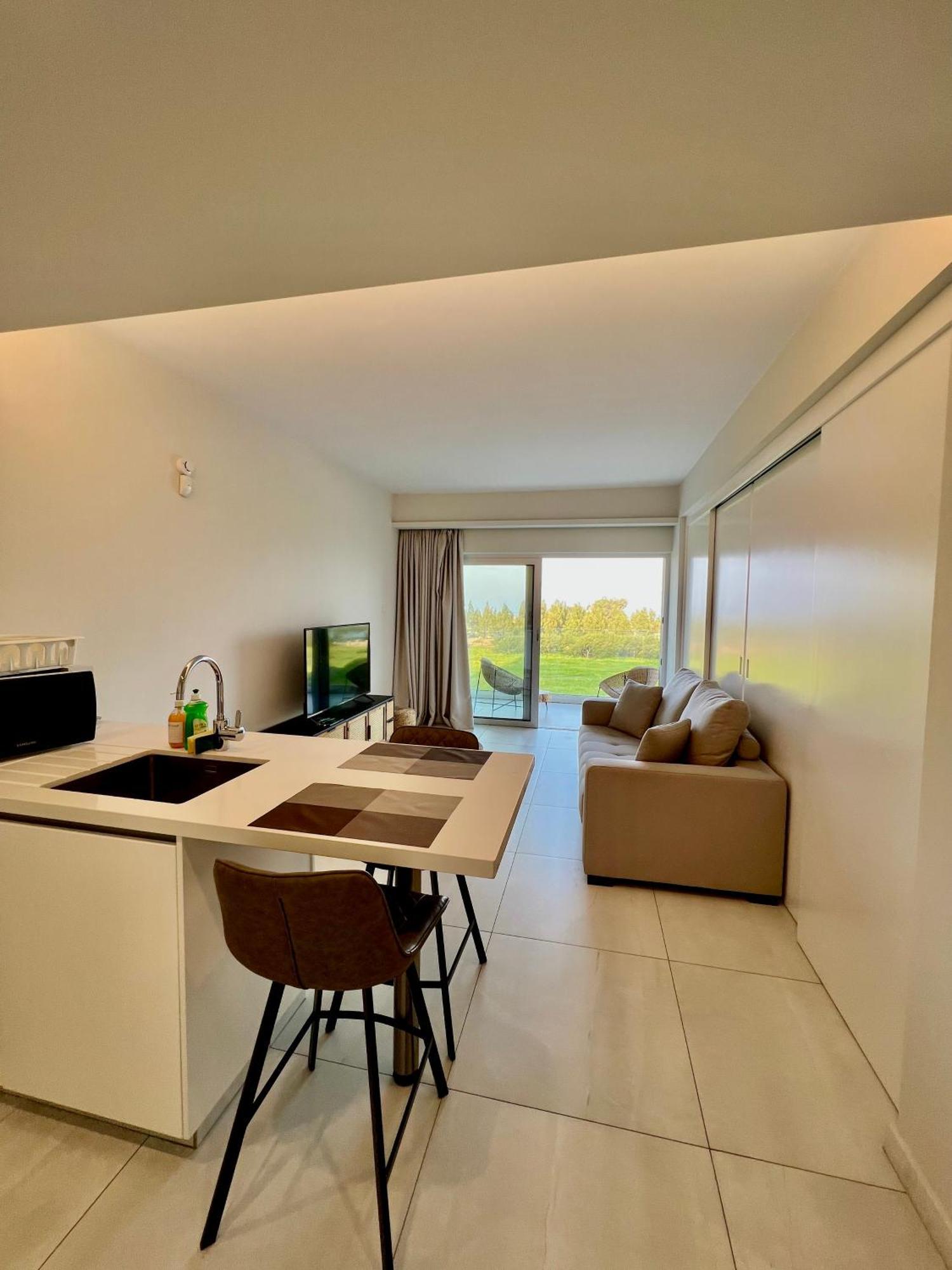 Emerald Suites Protaras Dış mekan fotoğraf