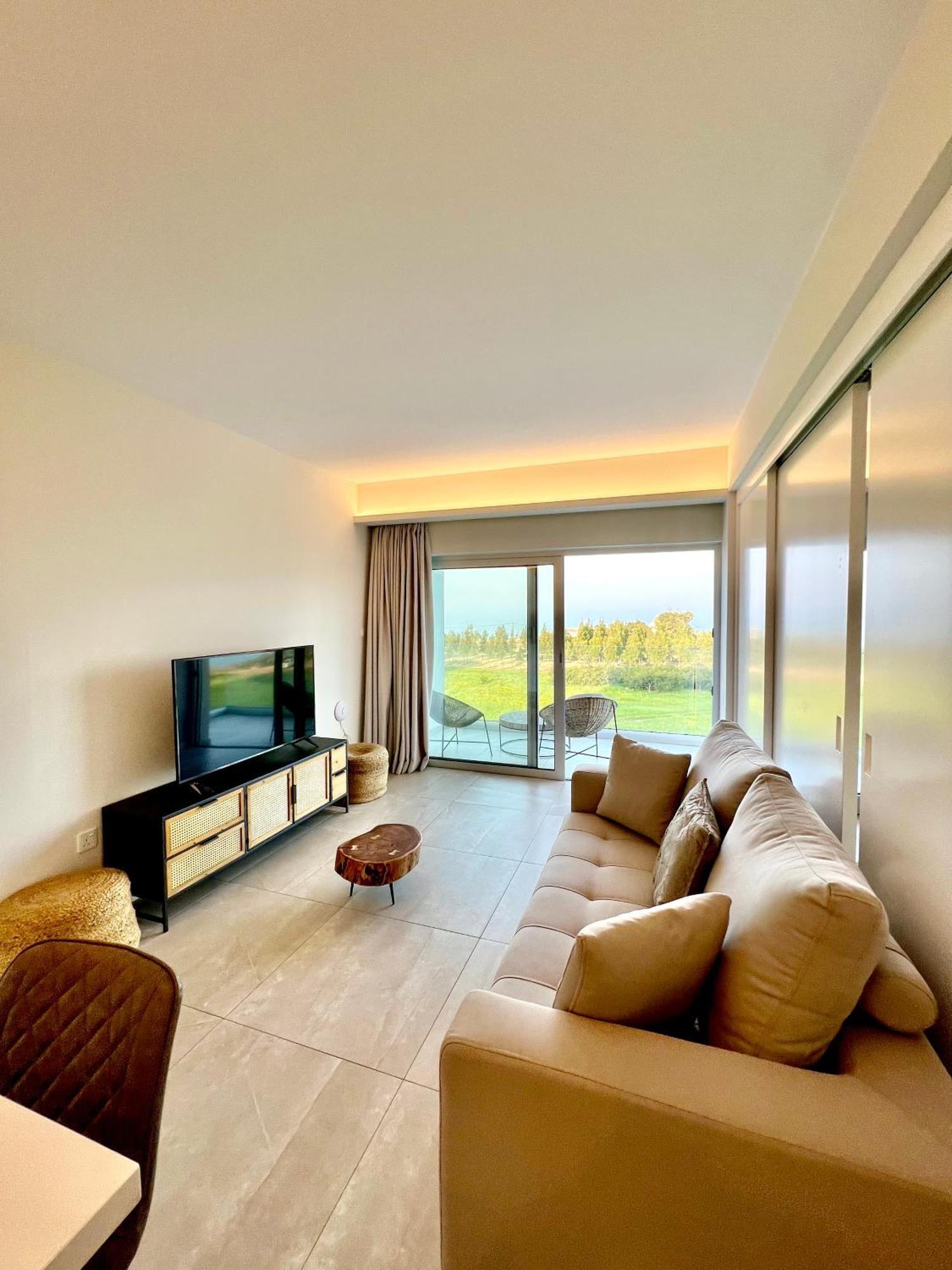 Emerald Suites Protaras Dış mekan fotoğraf