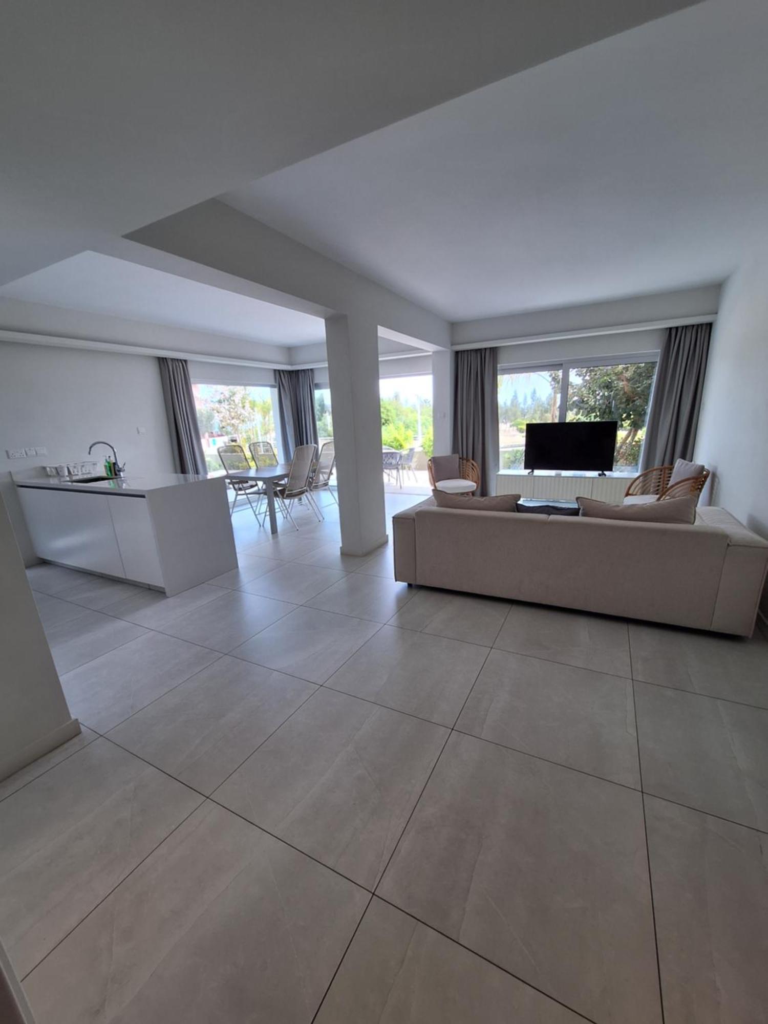 Emerald Suites Protaras Dış mekan fotoğraf